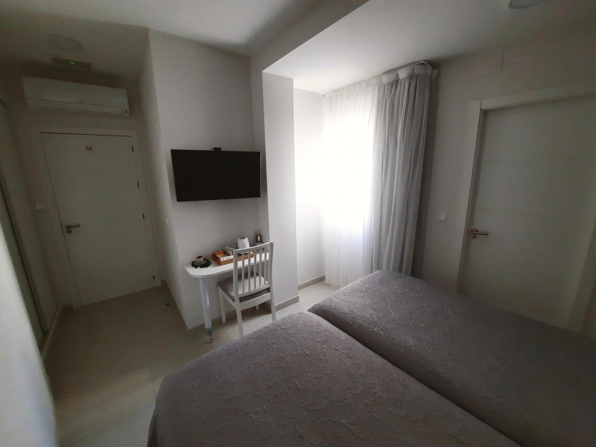Hotel Maravillas Del Mundo Κάλπε Δωμάτιο φωτογραφία